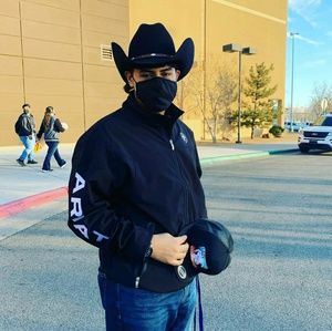 Meet your Posher, Cameron